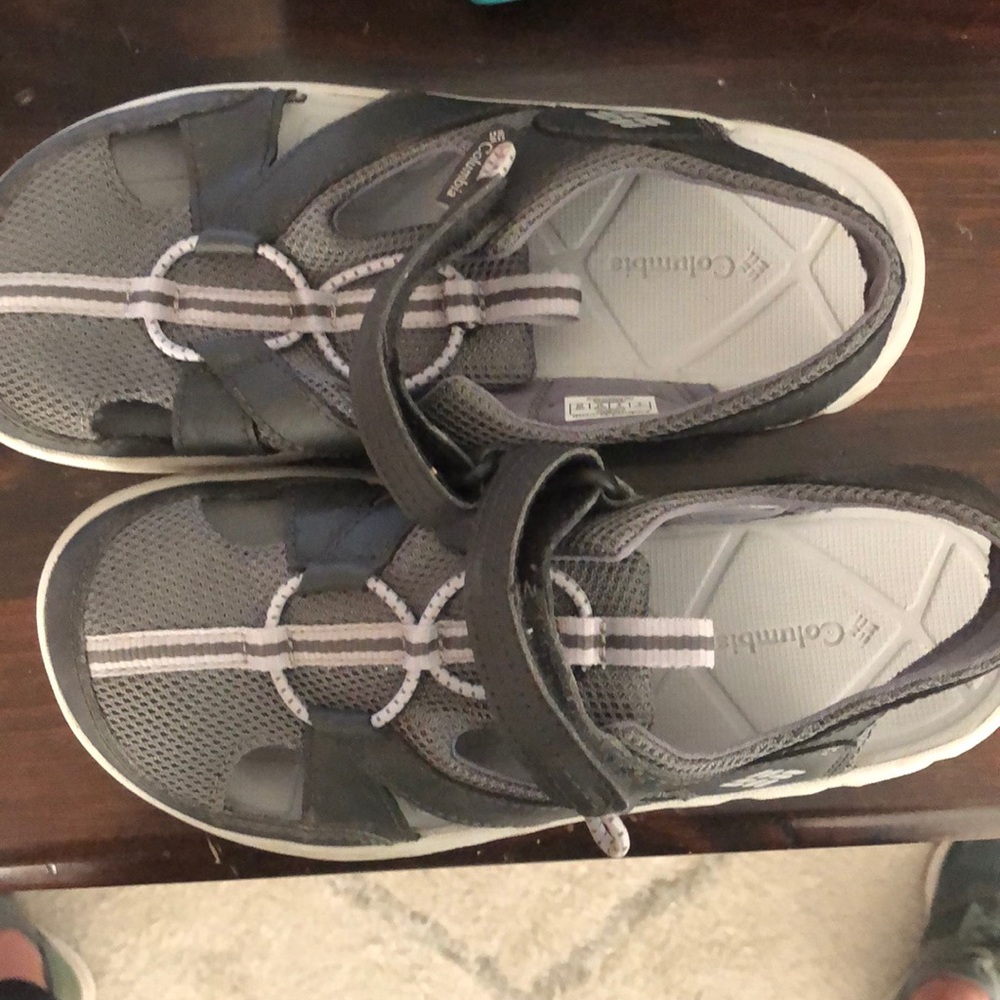 Columbia water shoes